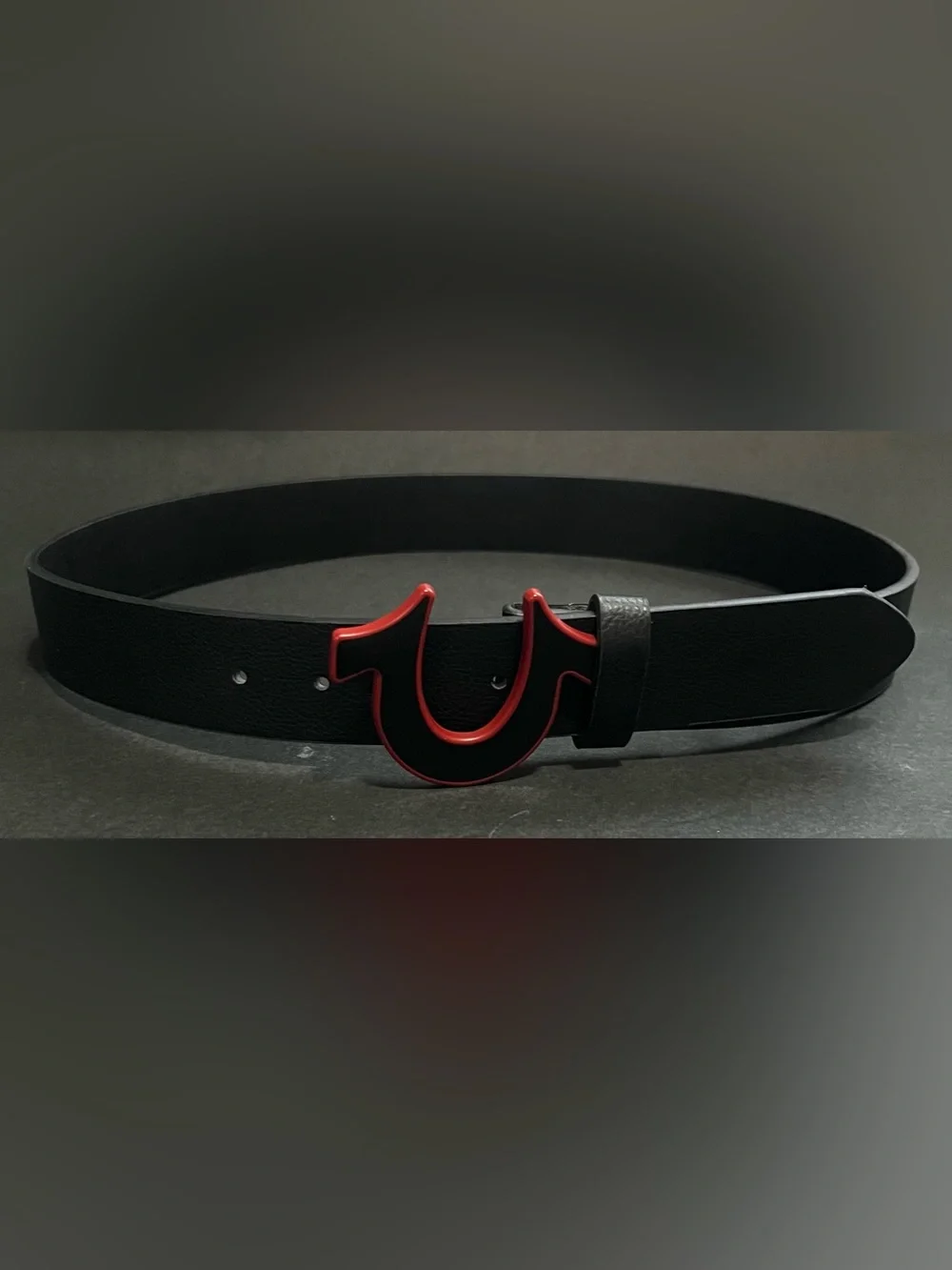 TRUE RELIGION BLACK SYNTHETIC LEATHER RED TRIM BELT- Size 32